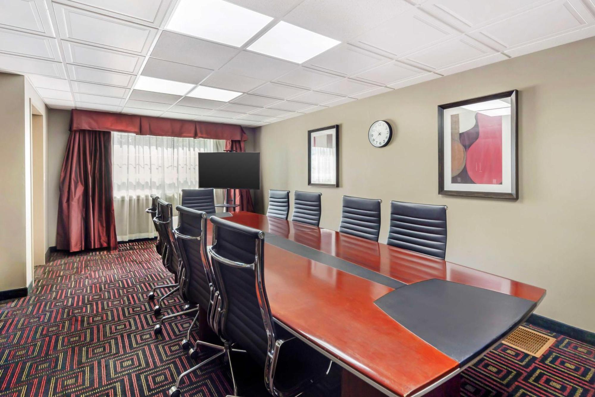 Best Western Plus Peace River Hotel & Suites Exteriör bild