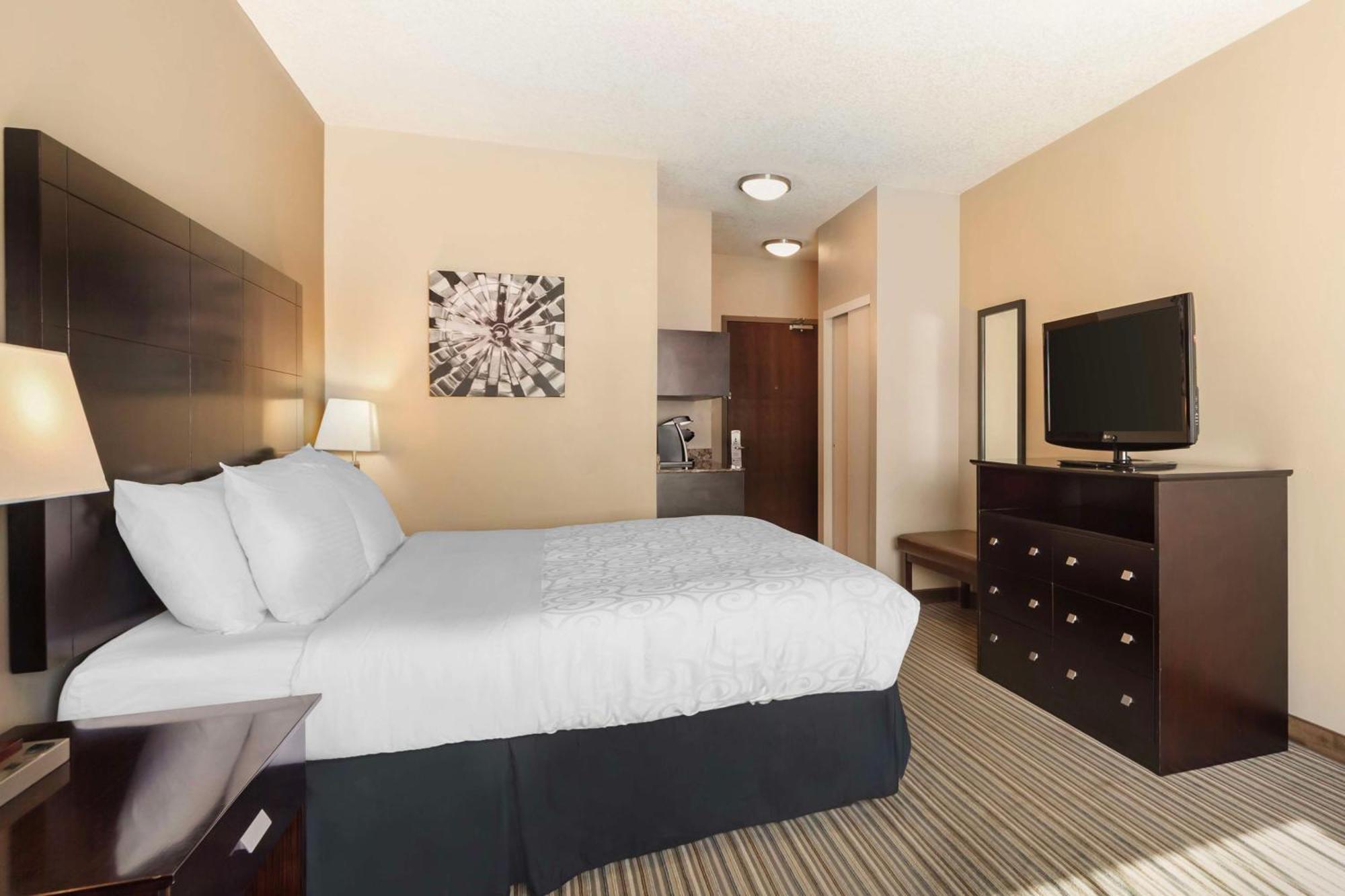 Best Western Plus Peace River Hotel & Suites Exteriör bild
