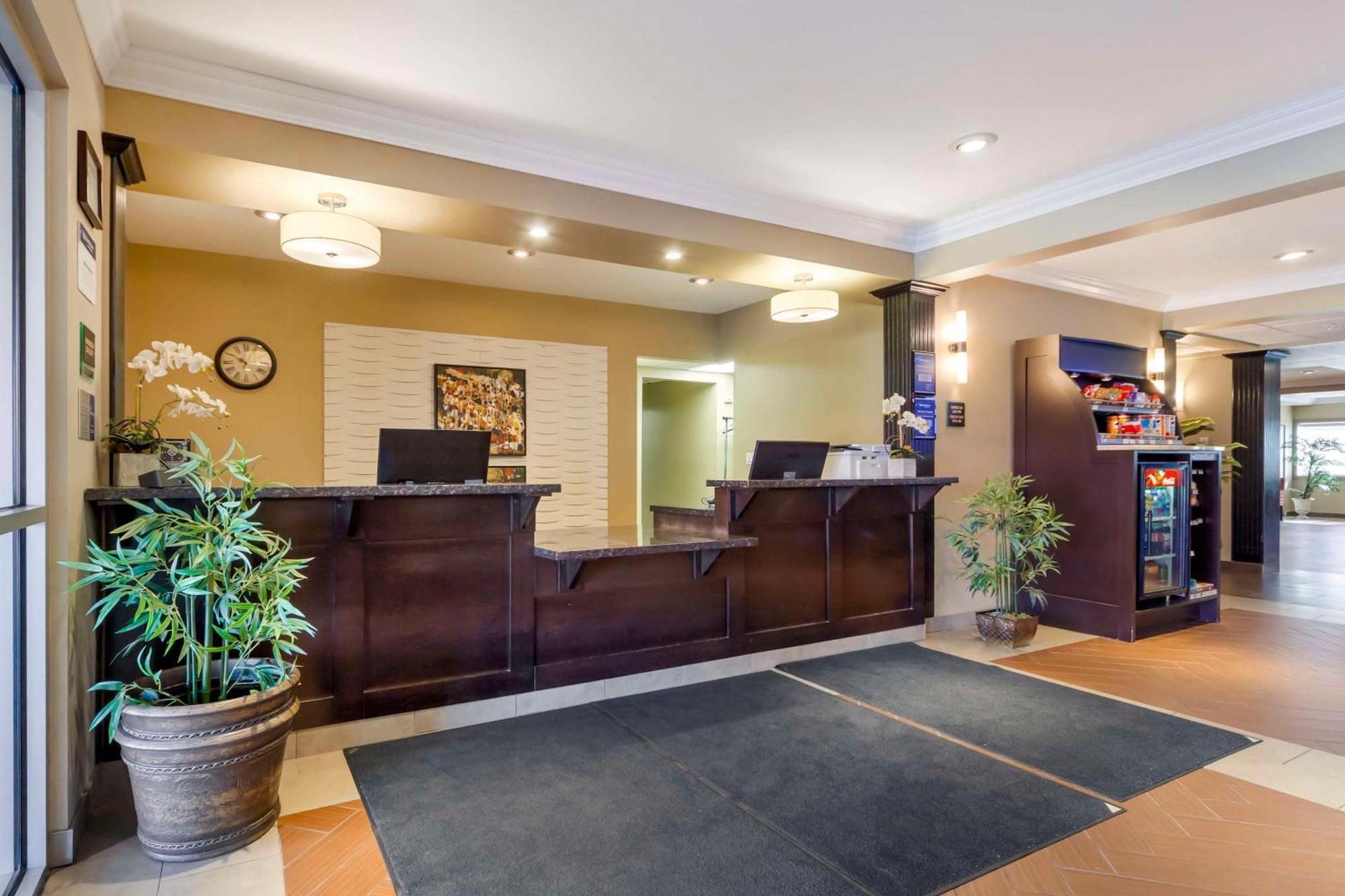 Best Western Plus Peace River Hotel & Suites Exteriör bild