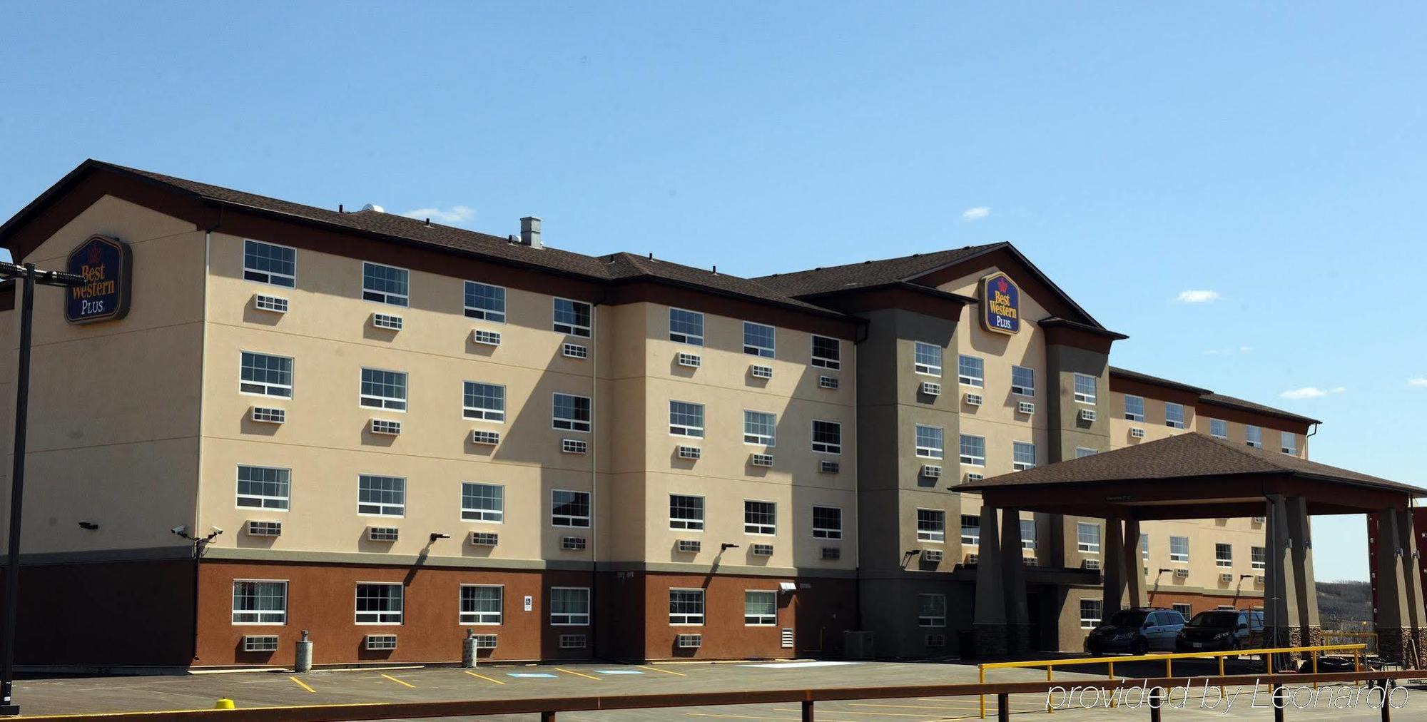 Best Western Plus Peace River Hotel & Suites Exteriör bild
