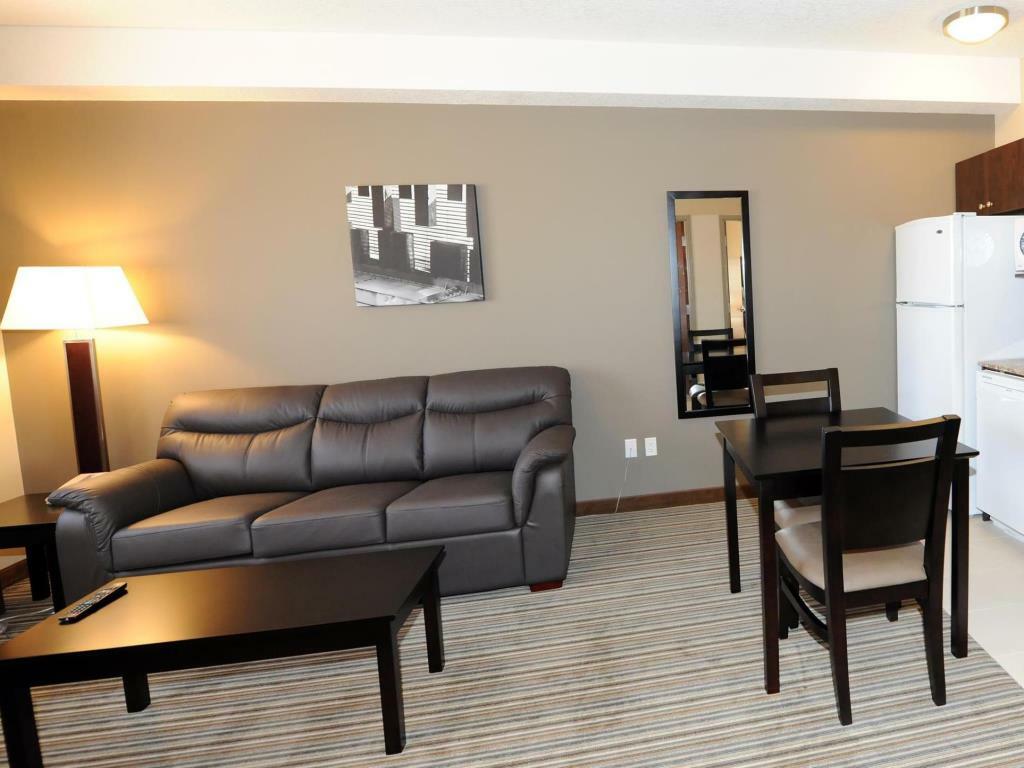 Best Western Plus Peace River Hotel & Suites Exteriör bild